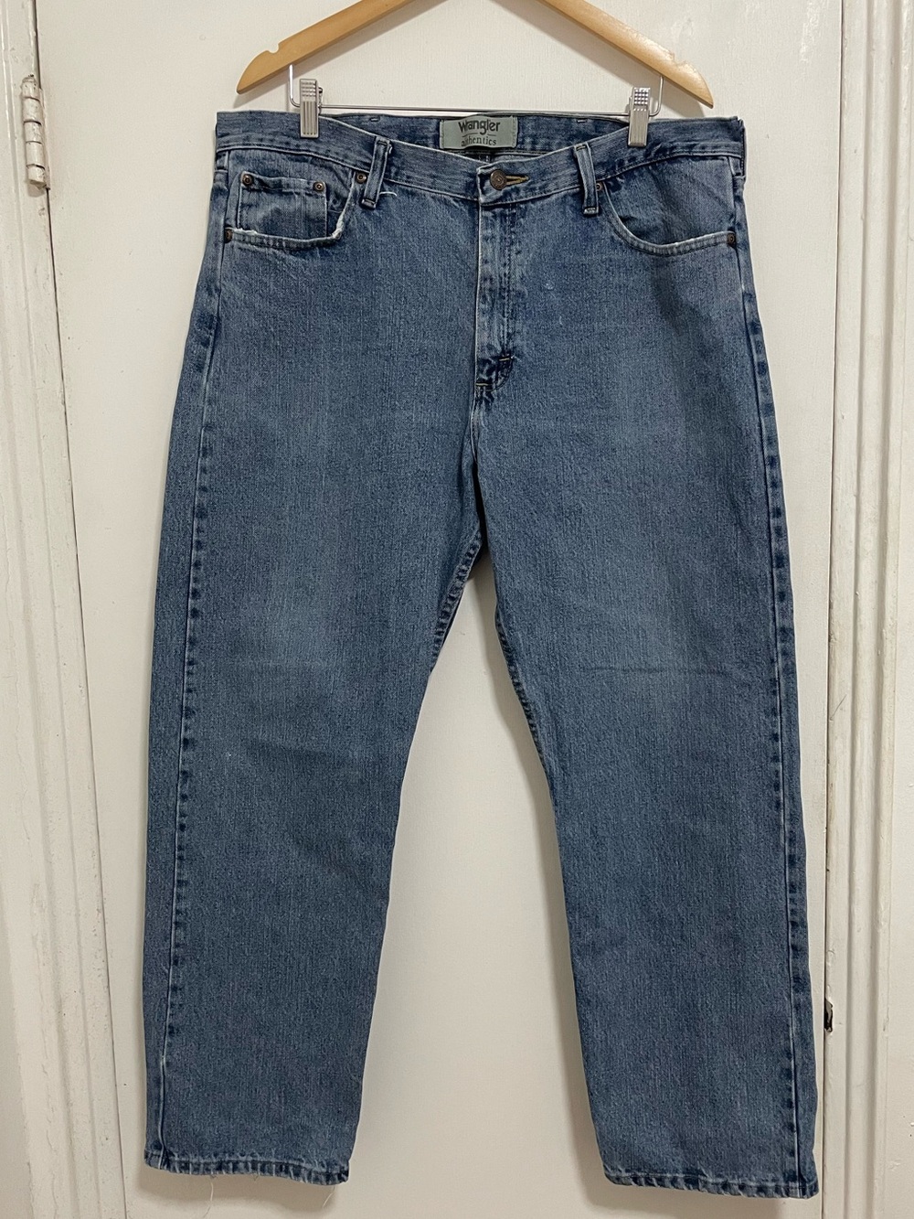 Wrangler Authentics Men’s Jeans 38x30 Blue 100% Cotton Straight Leg Denim